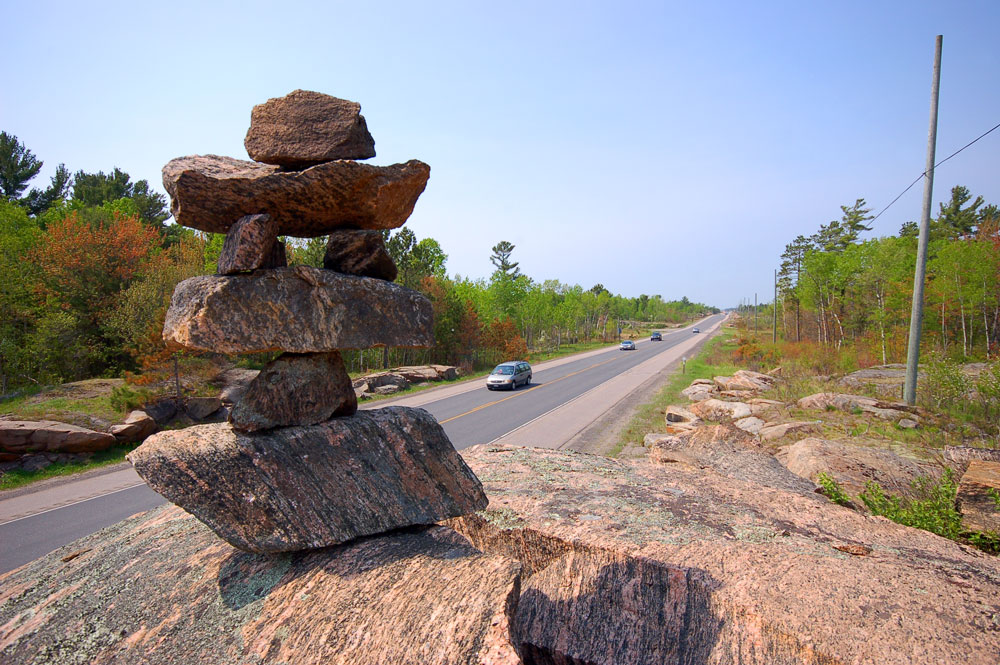 images.duckduckgo.com